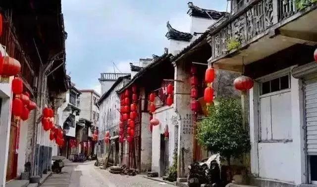 长期吸烟容易伤肺，4个方法来养肺